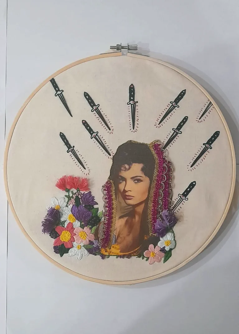 lolahilostudio_punalada_trapera
